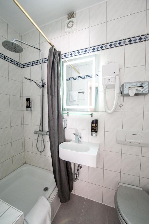 Hotel Bluechertal Bacharach Luaran gambar