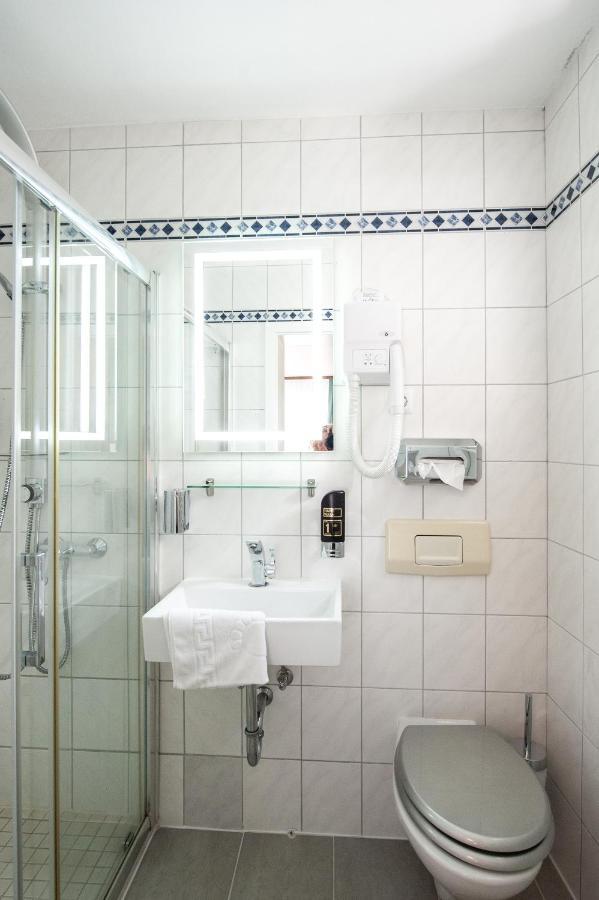 Hotel Bluechertal Bacharach Luaran gambar