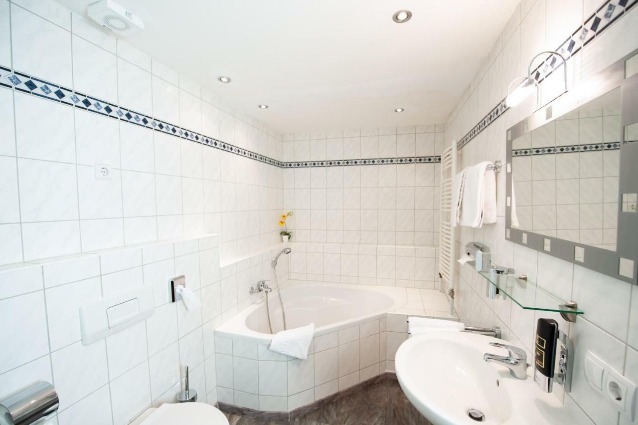 Hotel Bluechertal Bacharach Luaran gambar